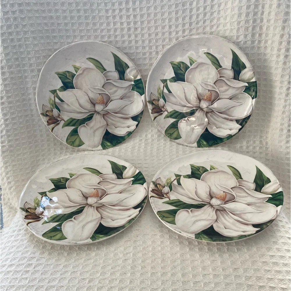 Pier 1 Imports Magnolia Lunch/Salad Dishes Set Of 4 8 3/4” Diameter